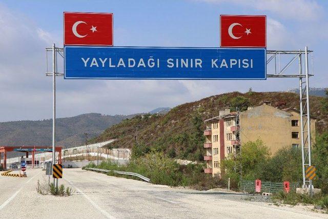 Yayladağı Sınırı Sakin Bir Gün Yaşıyor