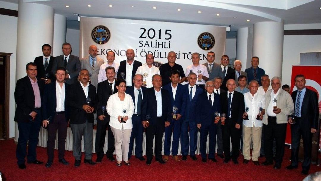 Salihlili İşadamları &Ouml;d&uuml;l Gururu Yaşadı