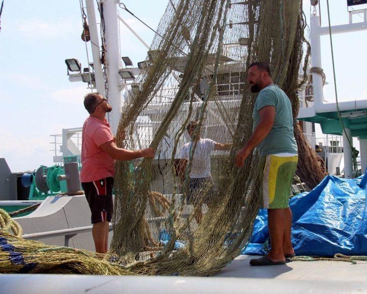 "balık Av Yasakları Gürcistan’a Yaradı"