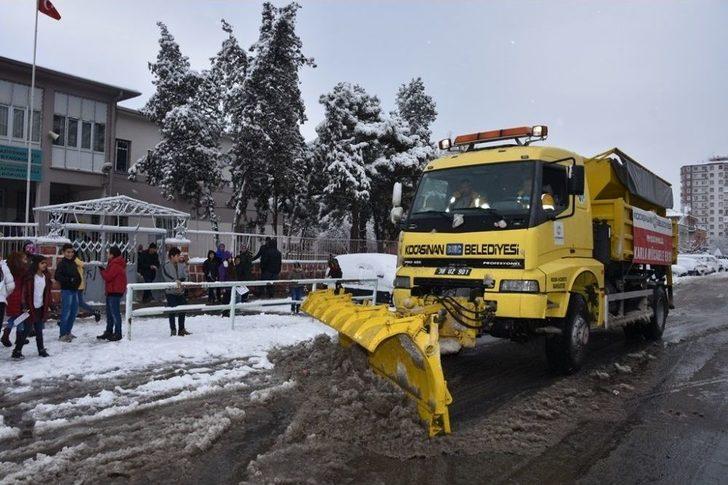 Kocasinan Belediyesi Modern Araçla Karları Temizleniyor G5