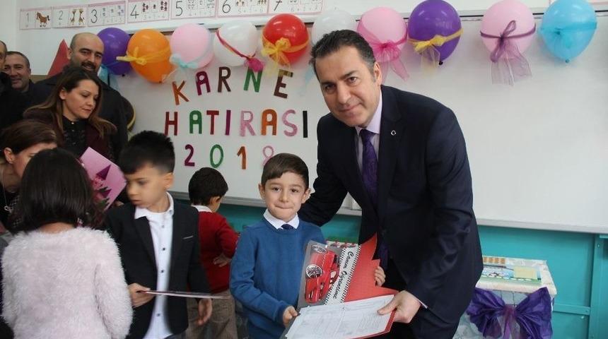 Niksar&rsquo;da &Ouml;ğrencilerin Karne Sevinci