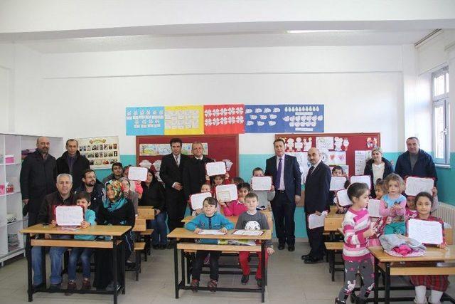 Niksar’da Öğrencilerin Karne Sevinci 2