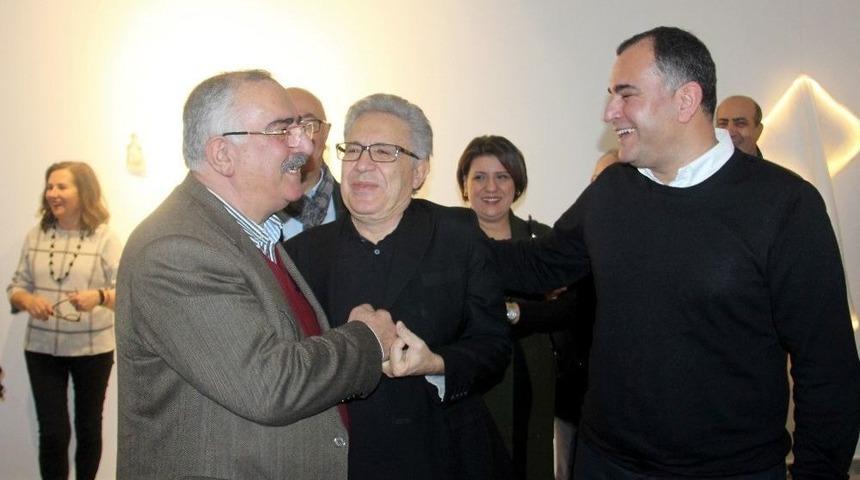 Nazım Ve Livaneli &Ccedil;ankaya&rsquo;da Anıtlaştı