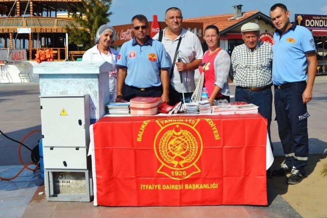 Ayvalık&rsquo;ta Alev Avcıları&rsquo;ndan Lokma Hayrı
