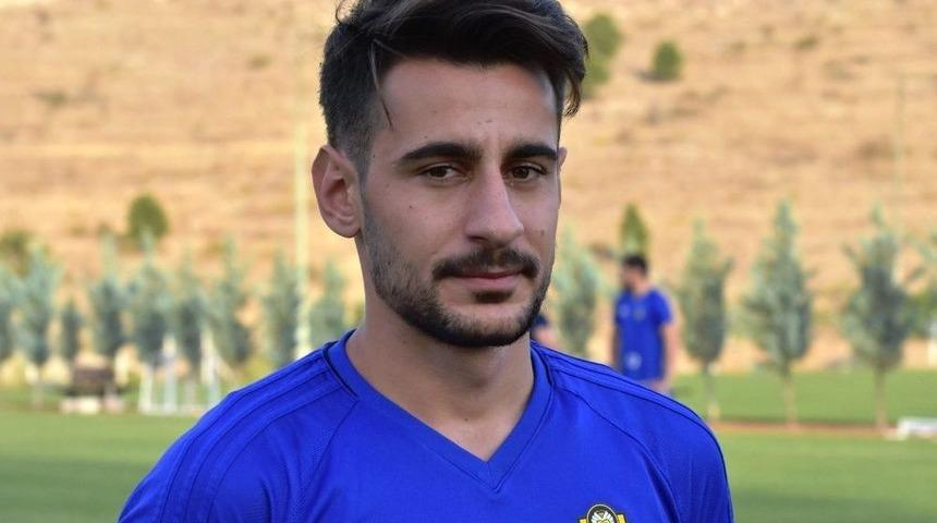 E. Yeni Malatyasporlu Futbolcular Gelecekten Umutlu