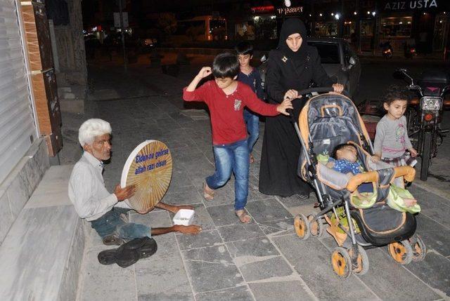 Yanlış İğne Sebebiyle Felç Kaldı, Tek İsteği Akülü Araba