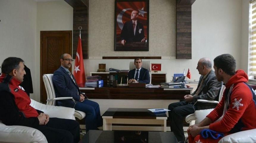 Kaymakam Aksu, Milli Şampiyonu Ağırladı