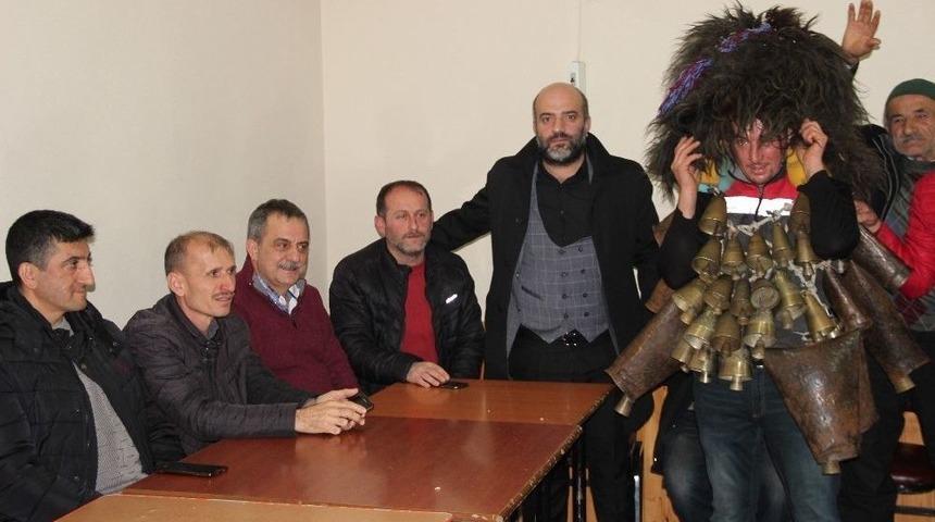 Hem Kalandar&rsquo;ı Kutladılar Hem De Eğitime Destek Verdiler