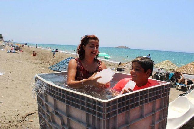 Deniz Kar Etmedi, Buzlarla Serinlediler 1