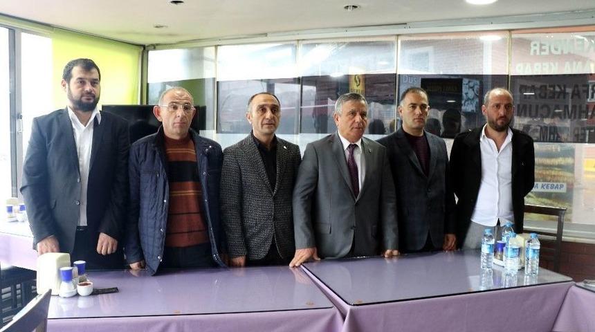 Toros, Adaylığını A&ccedil;ıkladı