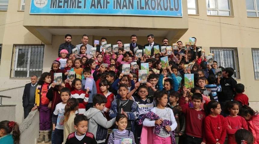 Eyy&uuml;biye Belediyesinden &Ouml;ğrencilere 40 Bin Kitap