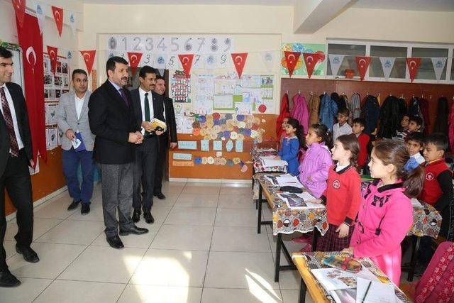 Eyyübiye Belediyesinden Öğrencilere 40 Bin Kitap