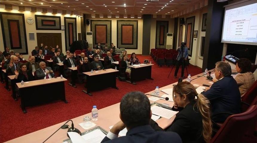 Melikgazi Belediye Meclisinde 30 G&uuml;ndem Maddesi G&ouml;r&uuml;ş&uuml;ld&uuml;