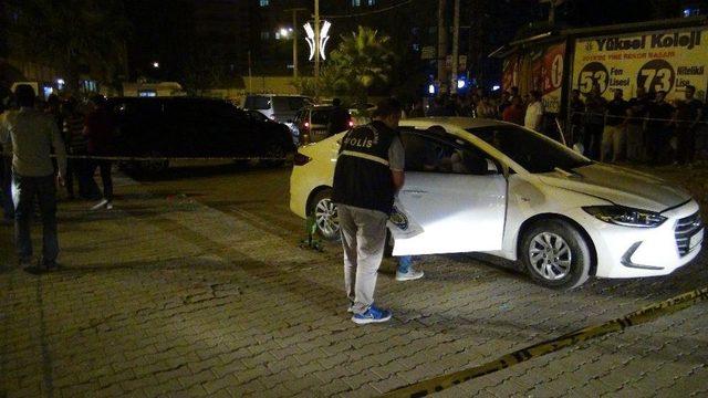 Polisin ’dur’ İhtarına Uymayan Otomobilden Kuru Sıkı Tabanca Çıktı