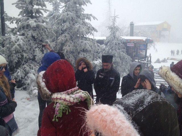 Kartepe’de Kar Yağışı Yeniden Başladı