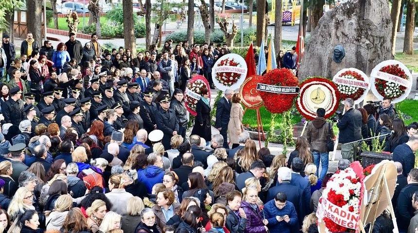 Z&uuml;beyde Hanım Sevgisi Doldu Taştı