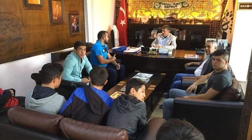 Yıldız G&uuml;reş&ccedil;iler Başkan Cankul&rsquo;u Ziyaret Etti