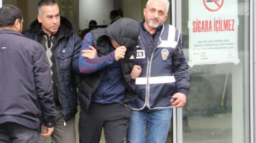 Telefon D&uuml;kkanlarına Dadanan Hırsızlık &Ccedil;etesi Bu Kez Ka&ccedil;amadı