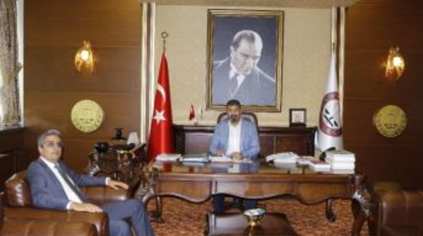 Avukatların Dosyalardan Fotokopi Alma Sorunu &Ccedil;&ouml;z&uuml;ld&uuml;