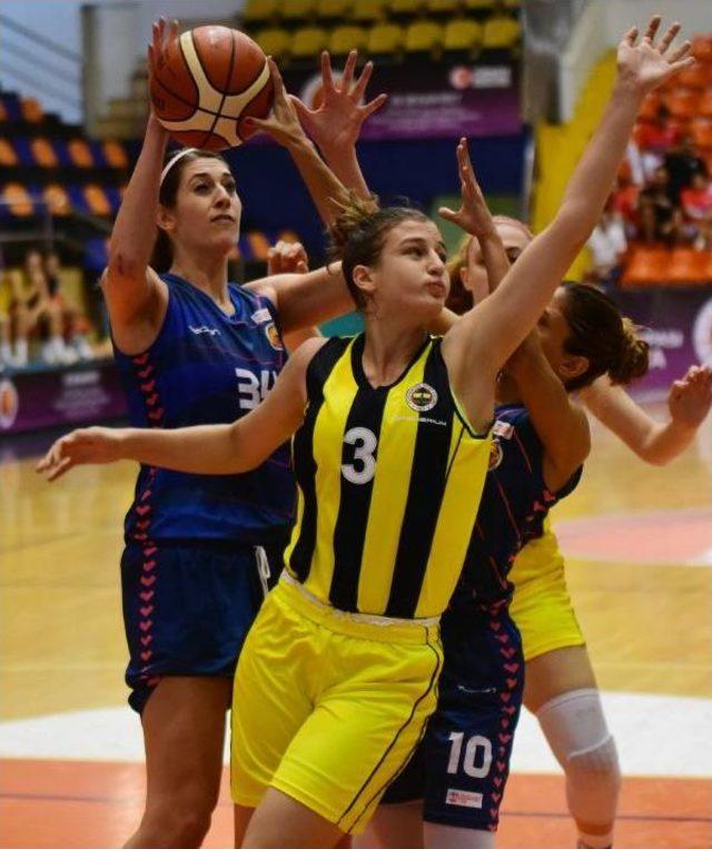 Bayanlar Basketbol Ligi'nde Kupa Heyecanı