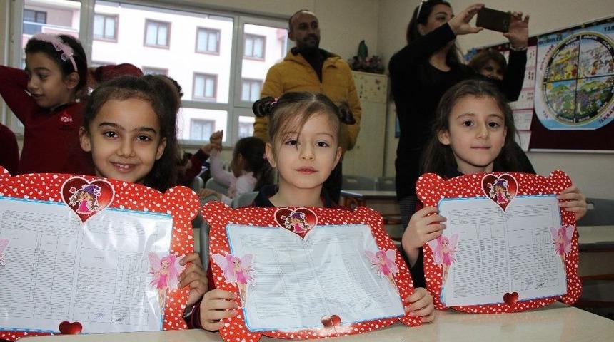 Amasya&rsquo;da 53 Bin 205 &Ouml;ğrenci Karne Aldı