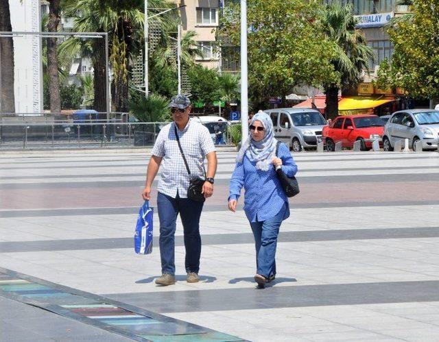 Kalp Profesöründen Sıcak Havalarda Giyinme Önerisi