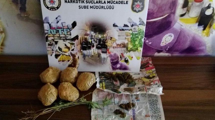 Baba Oğul Uyuşturucu Ticaretinden Yakalandı