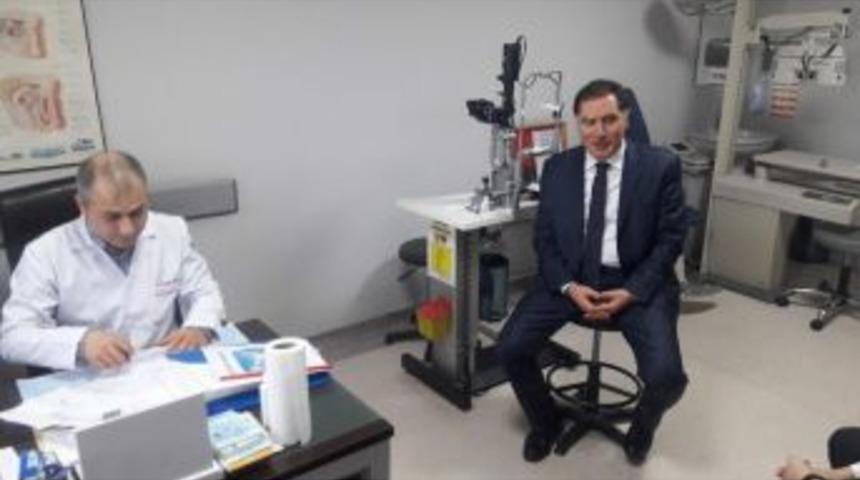 Kamu Başdenet&ccedil;isi Şeref Malko&ccedil;, Memleketi Trabzon&rsquo;da Rutin G&ouml;z Kontrol&uuml;nden Ge&ccedil;ti