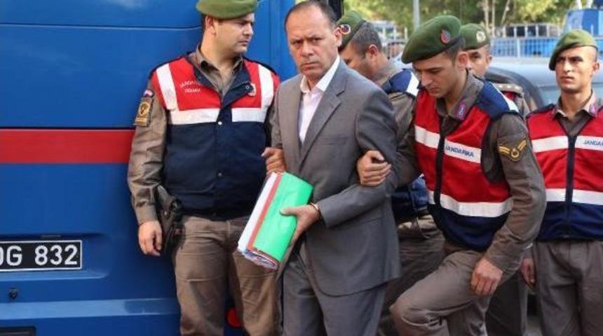 11'inci Cumhurbaşkanı G&uuml;l'&uuml;n Yaverine Ağırlaştırılmış M&uuml;ebbet