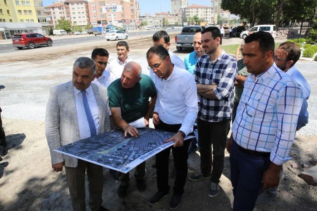 Başkan &Ccedil;elik Asri Mezarlıkta İncelemelerde Bulundu