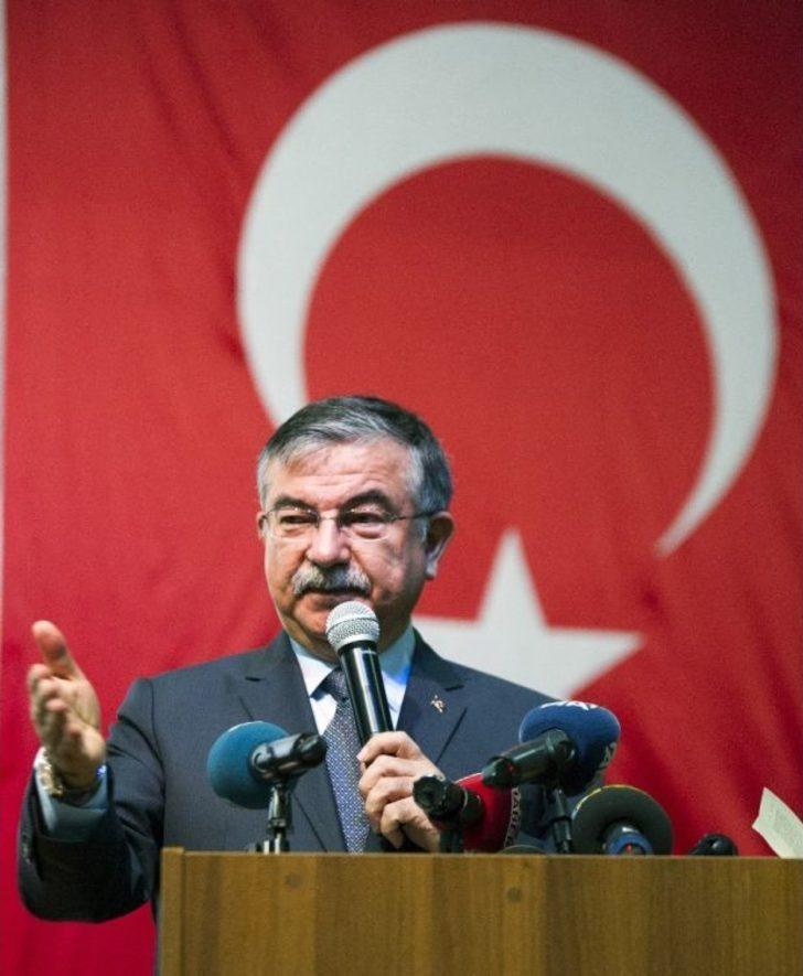 Eski Milli Eğitim Bakanı Tevfik İleri Vefatının 56. Yılında Anıldı G5