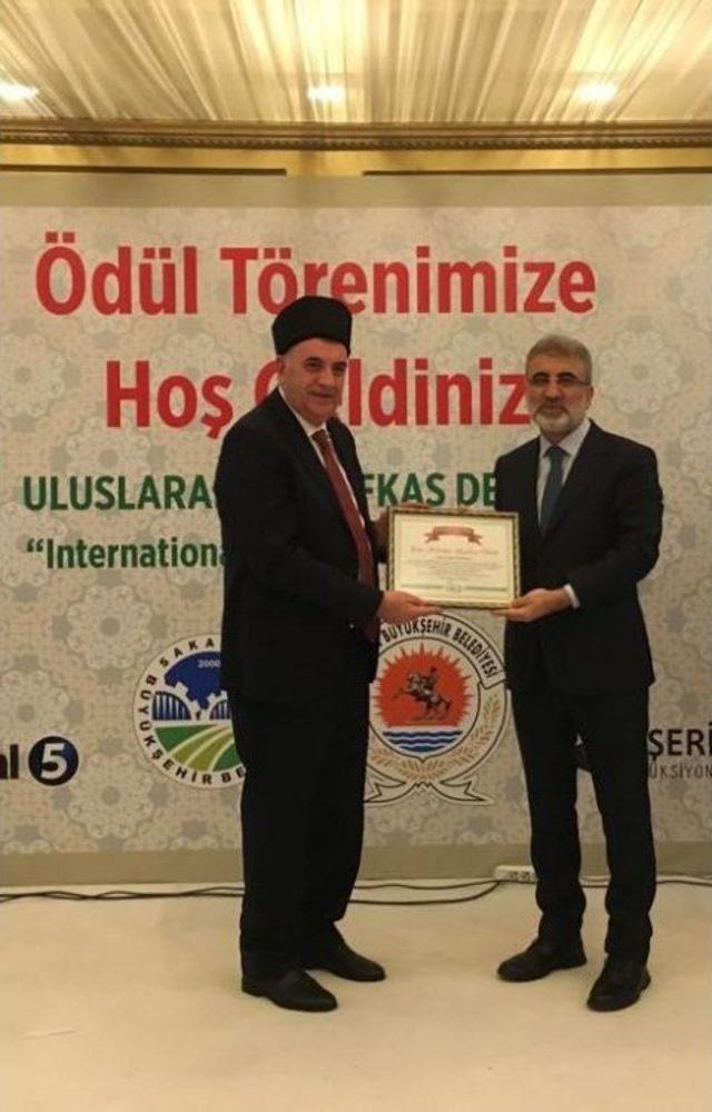 Kafkaslardan Başkan Toçoğlu’na ’yılın Başkanı Ödülü’