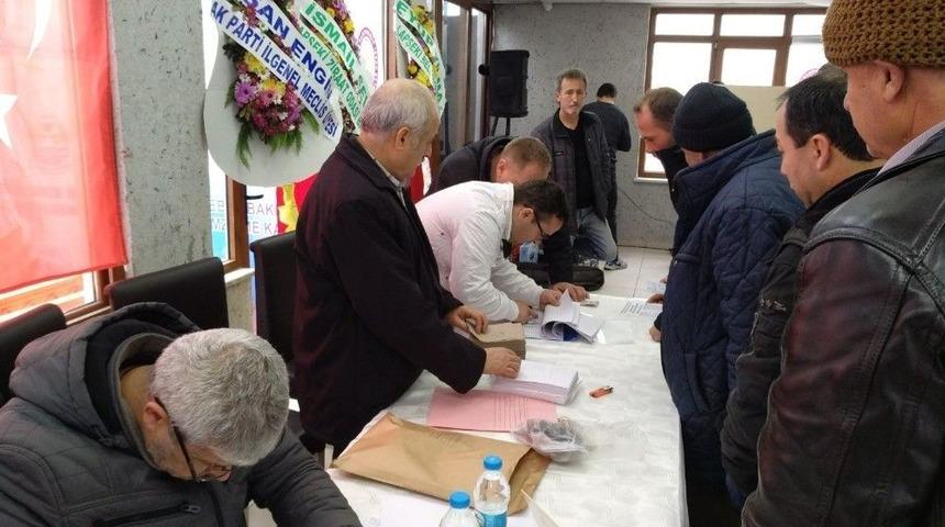 Lapseki&rsquo;de Esnaflar Sandık Başında