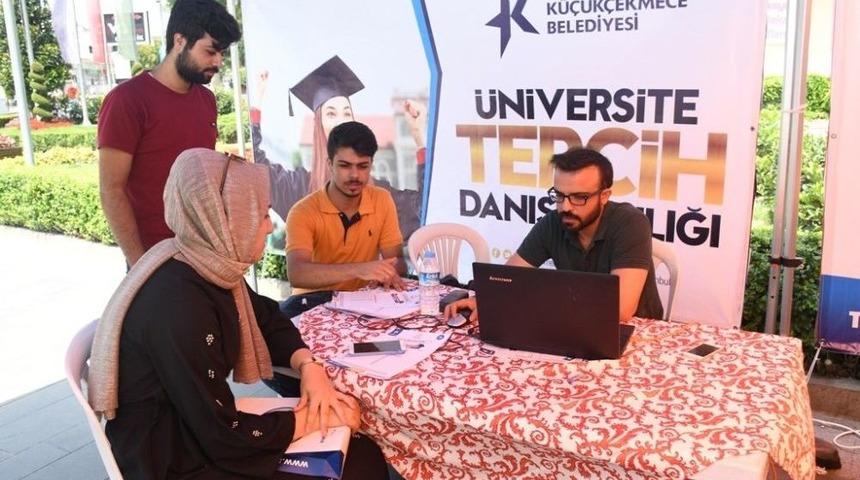 Danışmanlık Hizmeti Gençlerin Ayağına Gitti