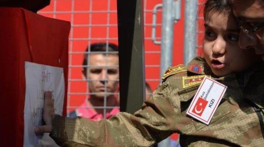 Şehit Uzman &Ccedil;avuş, Şehit D&uuml;şt&uuml;ğ&uuml; Kentte Toprağa Verildi