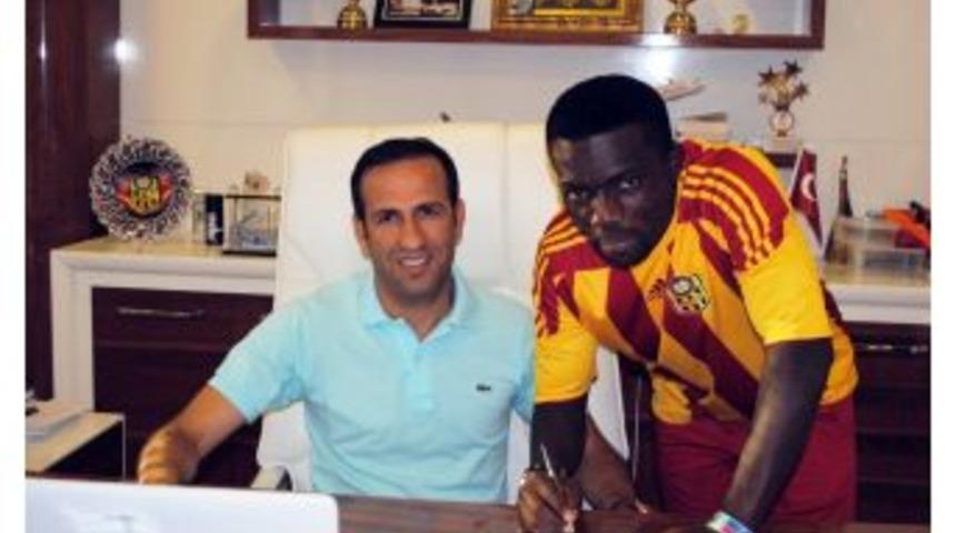 E. Yeni Malatyaspor, Azubuike&rsquo;nin S&ouml;zleşmesini Uzattı