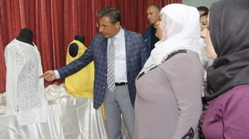 &Ccedil;ay Mahalle Evi Kursiyerlerinden Renkli Sergi