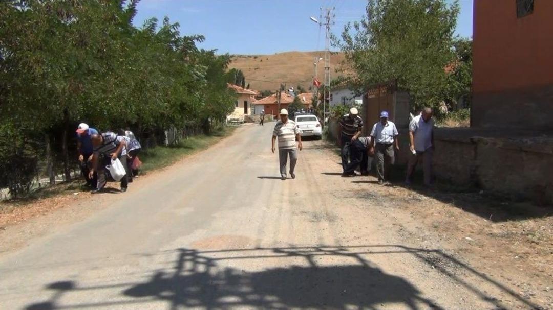 K&ouml;yleri Temiz Kalsın Diye Seferber Oldular