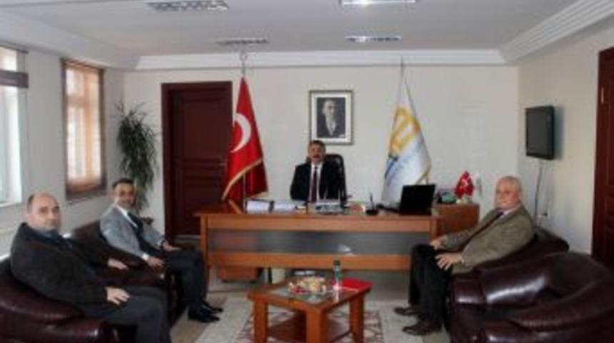 Gen&ccedil;lik Hizmetleri Ve Spor İl M&uuml;d&uuml;r&uuml;nden Başkan Karakulluk&ccedil;u&rsquo;ya Ziyaret