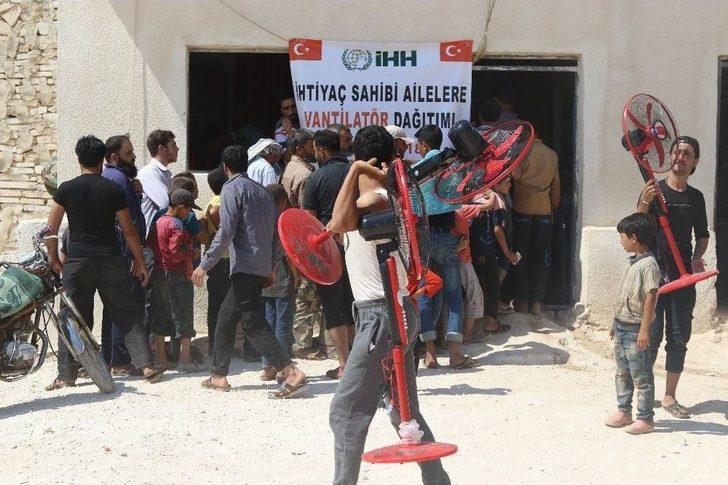 Esad’ın Bombalarından Kaçan Doğu Gutalı Ailelere Vantilatör Dağıtıldı G4