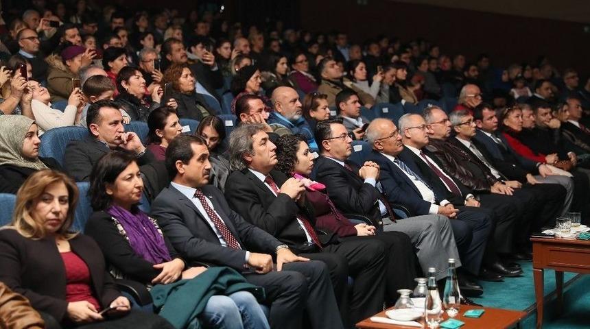 "zafere Giden Yol" Sahnelendi