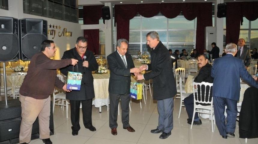 Başkan Akkaya&rsquo;dan Belediye Personeline Herse