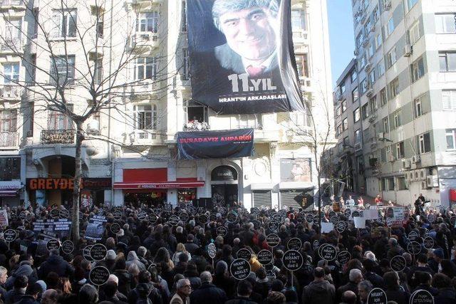 Hrant Dink Agos Gazetesi Önünde Anıldı