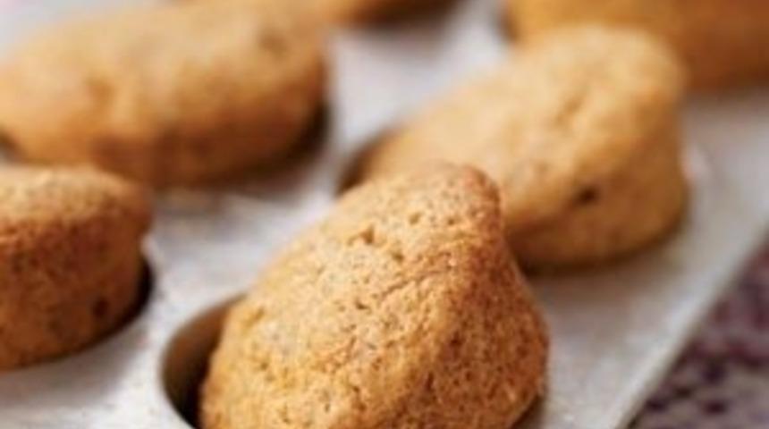 Hızlı ve Sağlıklı Kahvaltılar için Portakallı ve Yaban mersinli Muffinler