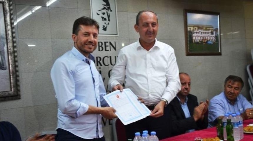 Başkan Işık, Adaspor’a Lokal Tapusunu Verdi