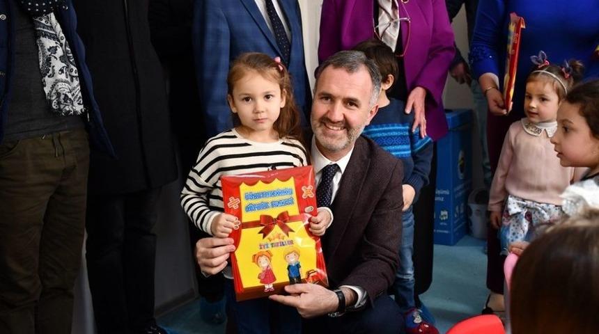 Miniklerin Karne Sevinci