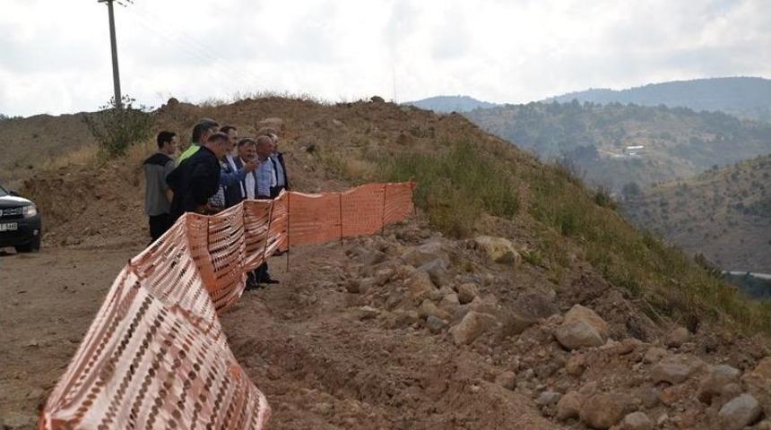 Bolu Valisi Aydın Baruş, Y&uuml;zde 85&rsquo;i Tamamlanan Tekke Barajını Ziyaret Etti