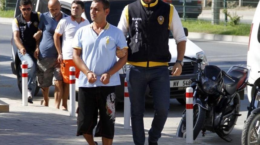 Döviz Bürosuyla Çiğ Köfteci Arasında 3 Bin 500 Tl’den Oldu