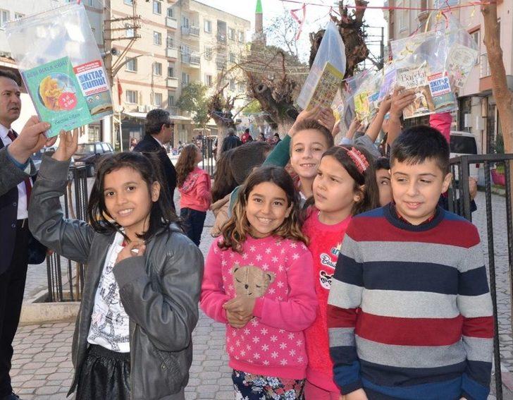 Turgutlu’da Ağaçlar Kitap Açtı G3