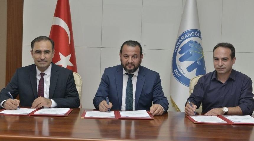 Rekt&ouml;r Akg&uuml;l: &ldquo;&uuml;lkemize Donanımlı Hekimler Yetiştireceğiz&rdquo;